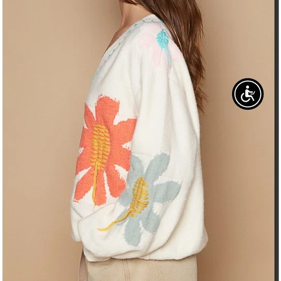 POL Flower Sweater - Picture 4 of 5
